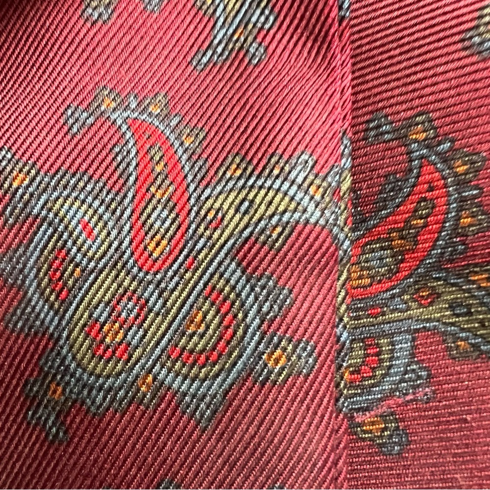 Kilgour French & Stanbury Paisley Pure Silk mens scarf cravat with fringe - Picture 10 of 10